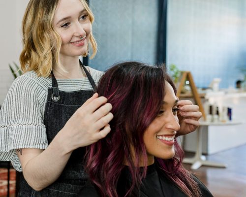KHR-Friseur-Aachen_Hirsch-Center_Friseurmeister-Stellen-Aachen_Friseurgehilfe-Aachen-Jobs